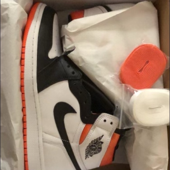 Electro orange 1s
